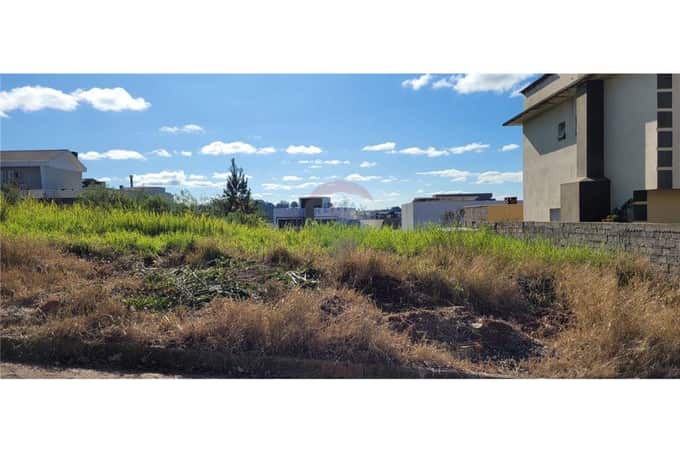Viva, More e Invista. O Bairro Cidade Nova é um dos melhores bairros da cidade para investir ou morar. O terreno tem 12x27 com uma área total de 324m
