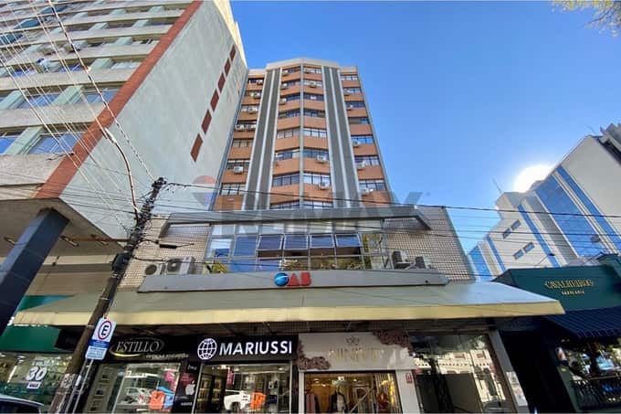 Sala Comercial na Av. Gen. Neto, Passo Fundo