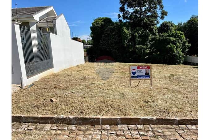 Ótimo terreno localizado no Bairro Martini em Não Me toque.