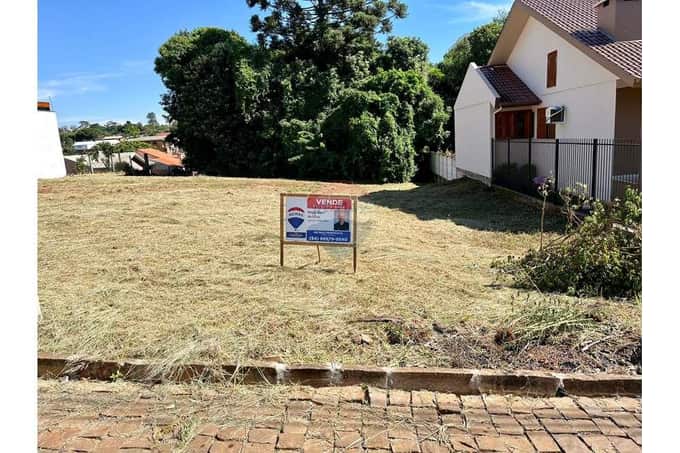 Terreno amplo no Bairro Martini em Não Me Toque.