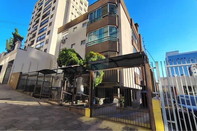 "Apê Reformado 3 Quartos em Centro de Passo Fundo"