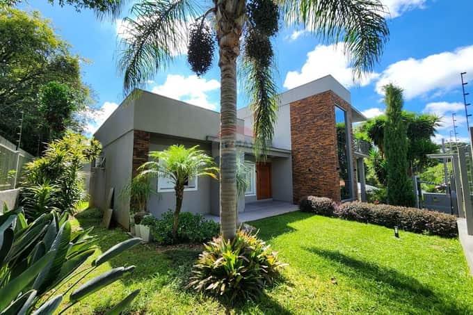 Casa Alto Padrão com 5 Dormitórios à venda, Passo Fundo/RS