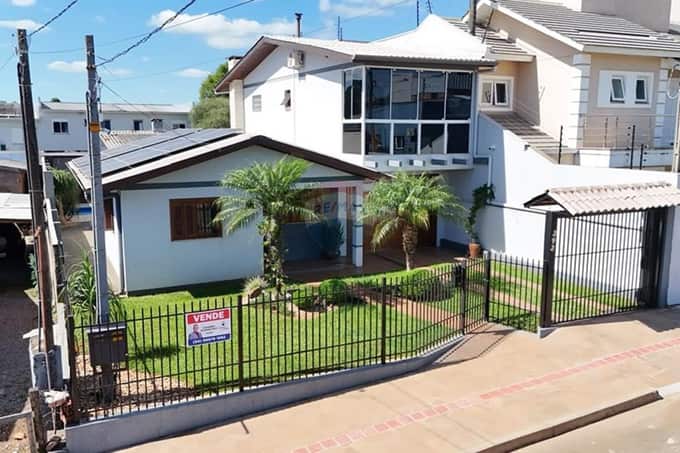 Casa à Venda, 4 Dormitórios, Bairro Roselândia, Passo Fundo/RS